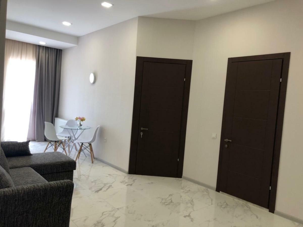Modern Apartment Kutaisi Zewnętrze zdjęcie