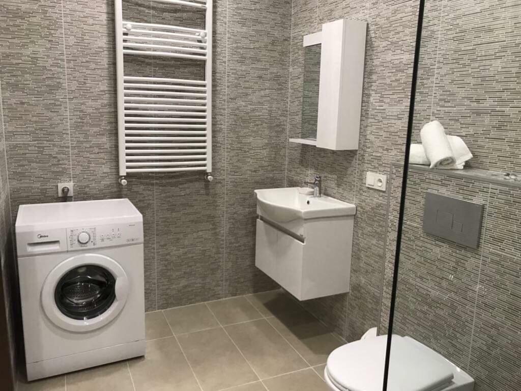 Modern Apartment Kutaisi Zewnętrze zdjęcie
